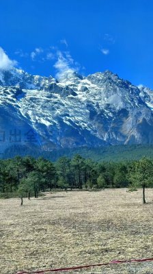 钢铁匣子里的流动剧场：的士司机与乘客的都市共舞